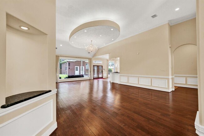 Building Photo - 4317 Willowbend Blvd