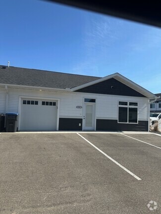 Building Photo - 413 Prairie Rose Dr