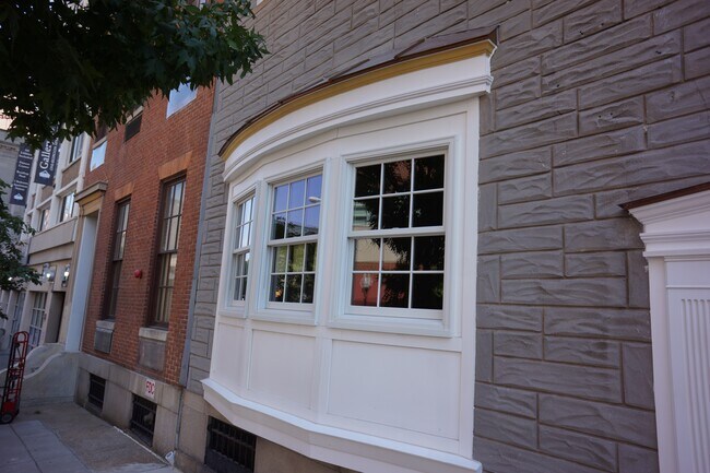 Building Photo - 511 Park Ave