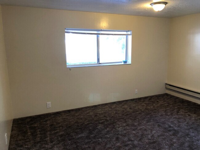 Master bedroom downstairs - 2345 Gail Drive