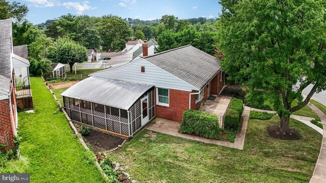 Building Photo - Renovated Rancher for rent in Rosedale!