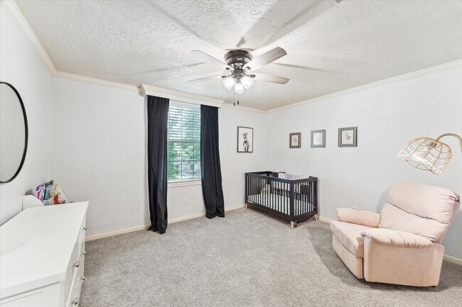 Building Photo - 3106 Redwood Lodge Dr