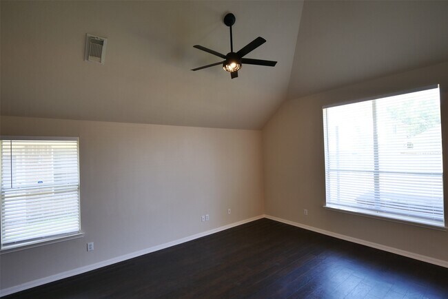 Building Photo - 6823 Arrowchase Ct