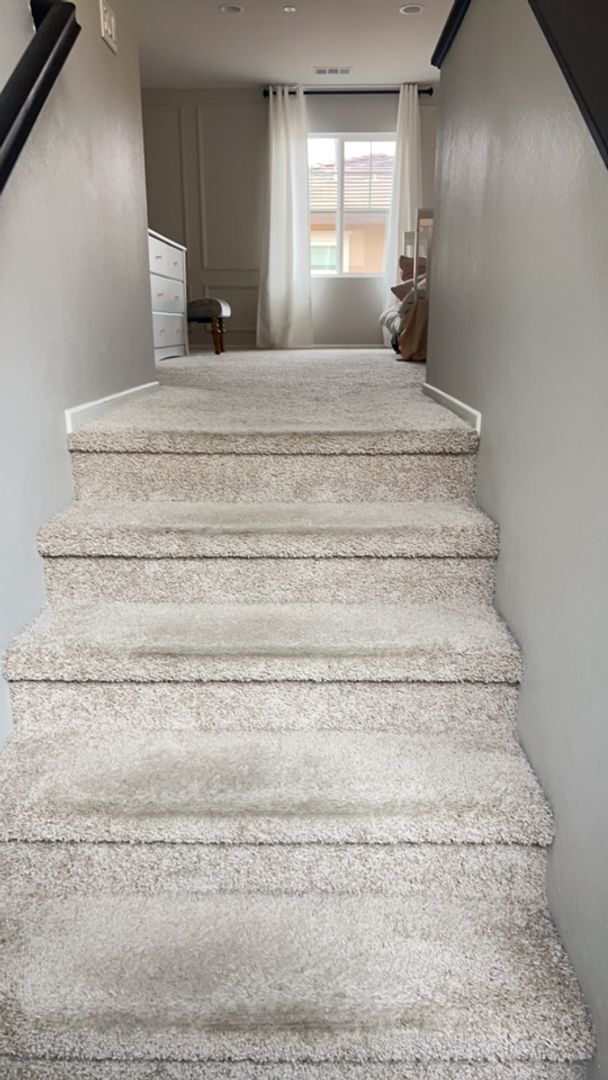 Building Photo - Beautiful 4 bedroom, 3 bath home nestled in the foothills of Fallbrook