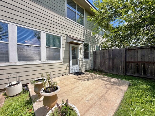 Building Photo - 11850 Ramla Place Trail