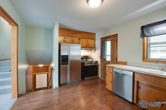 Building Photo - 3902 Mccalley Pl