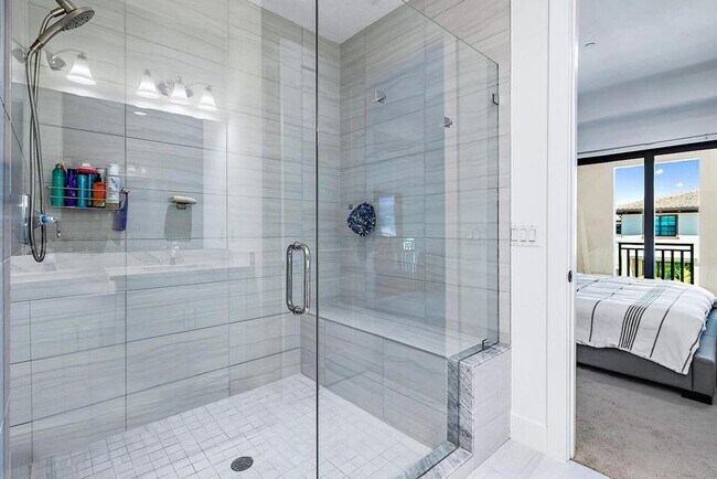 Building Photo - 5256 Beckman Ter