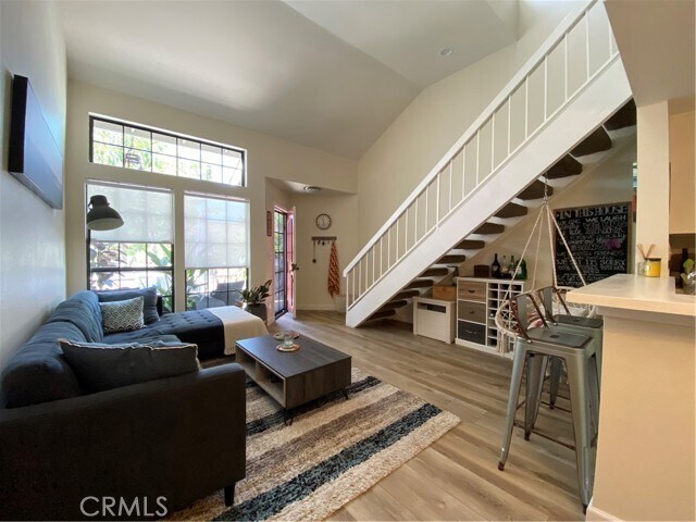 Building Photo - 24227 Avenida De Las Flores