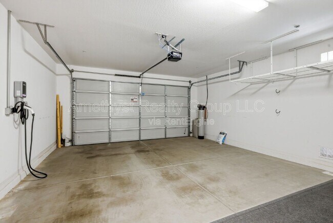 Building Photo - 13179 W Brookhart Way