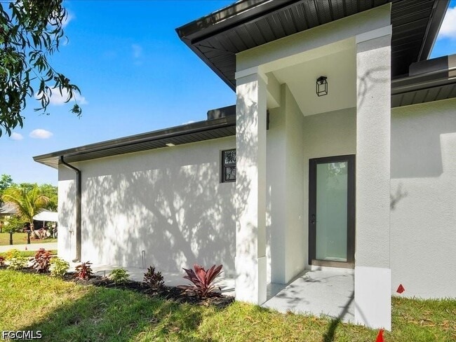 Building Photo - 5208 28th St SW