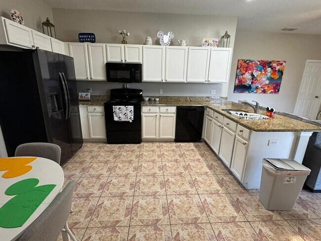 Building Photo - 2526 Jasmine Trace Dr