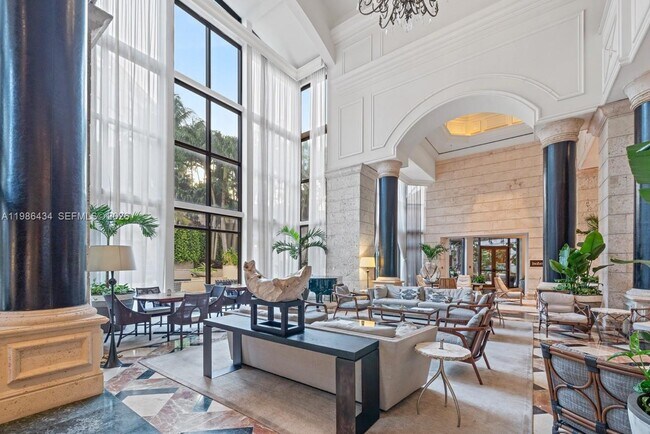 Building Photo - 3400 SW 27th Ave