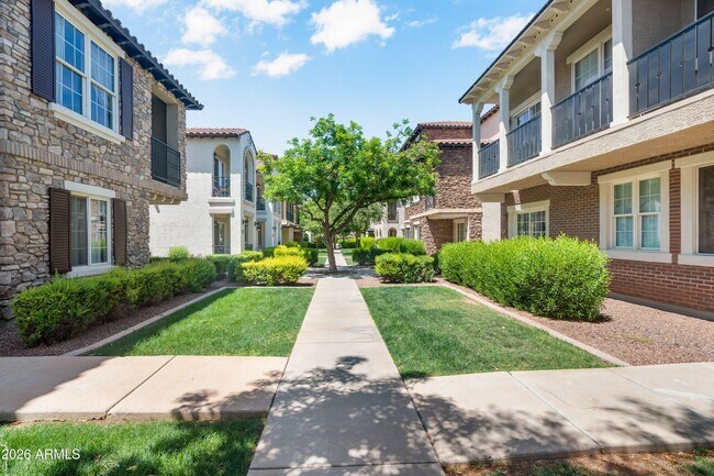 Building Photo - 3647 E Horace Dr