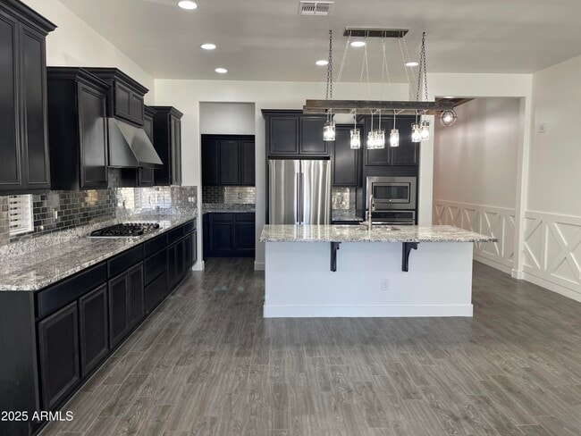 Building Photo - 993 E Knightsbridge Way