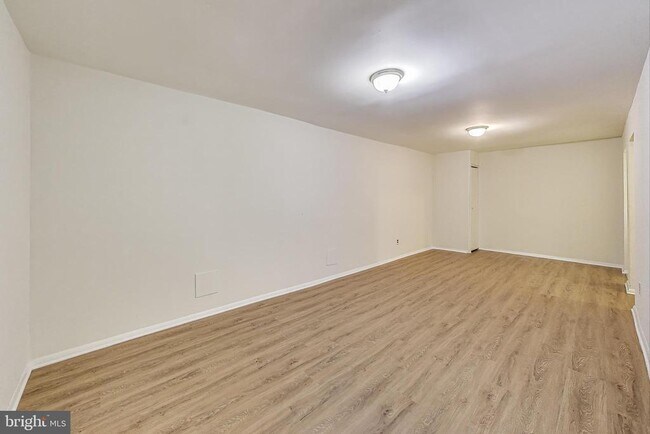 Building Photo - 10323 Snowpine Way