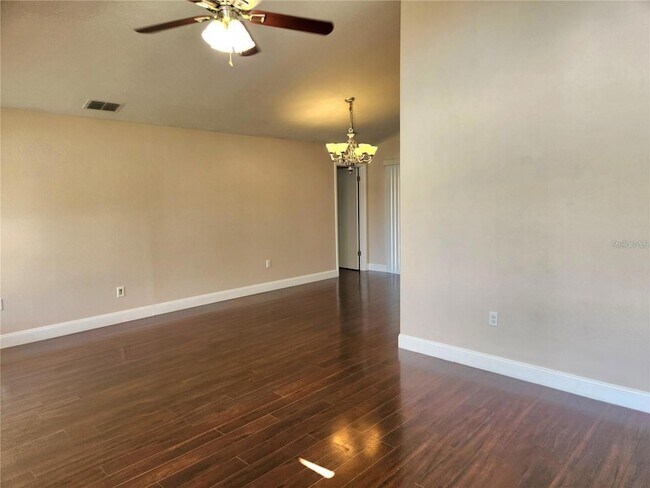 Building Photo - 7809 Vienna Ln