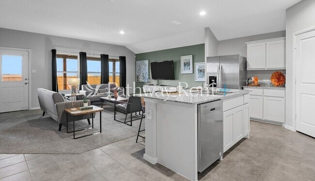 Building Photo - 9468 Mint Hill Dr