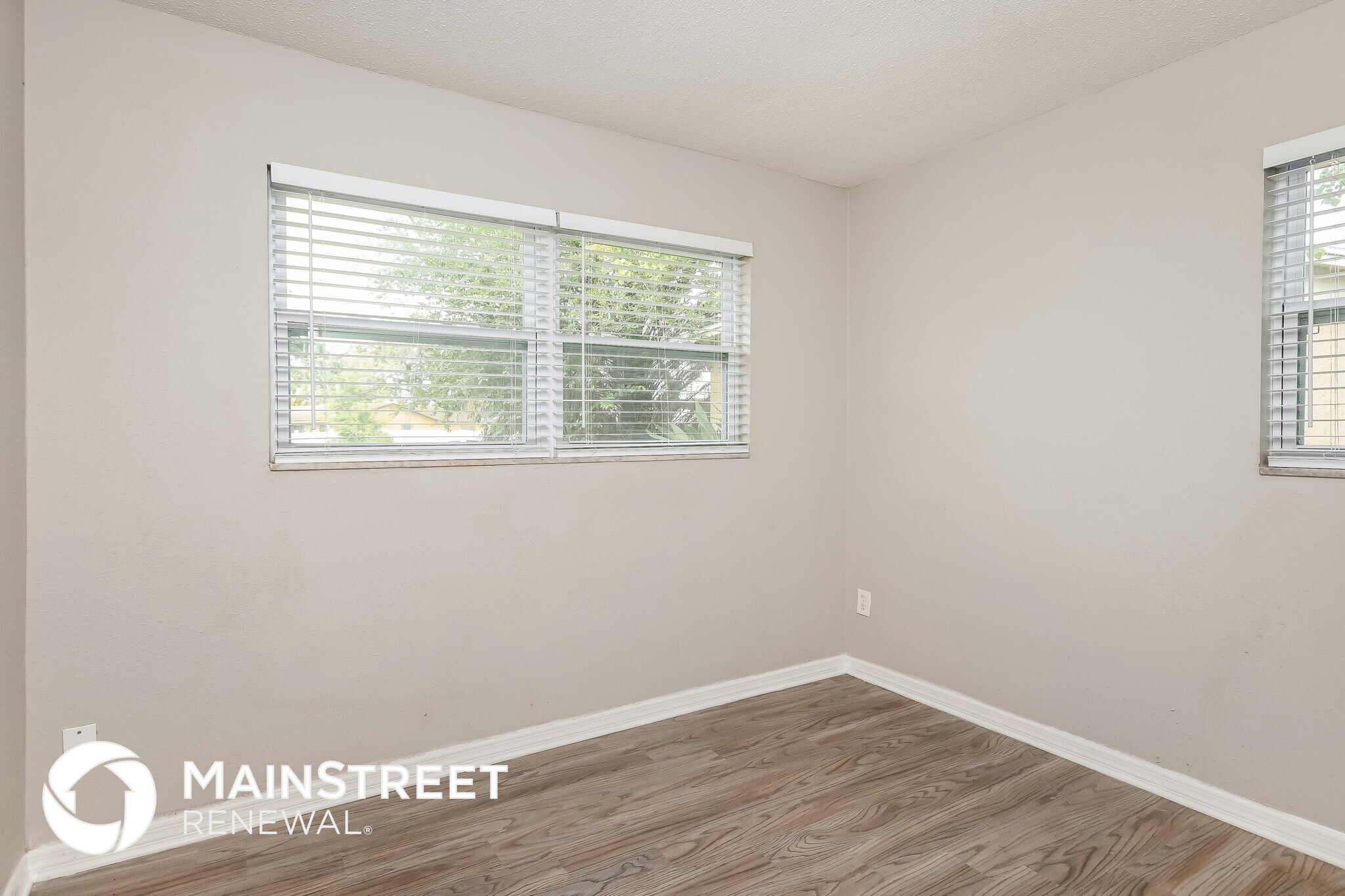 Building Photo - 2409 Straker Ct