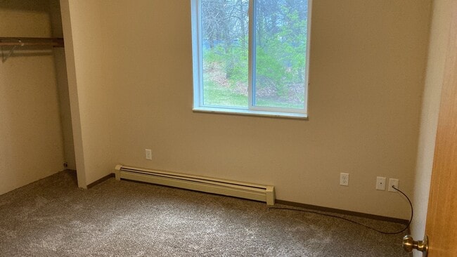 Building Photo - 1170 Dodds Dr