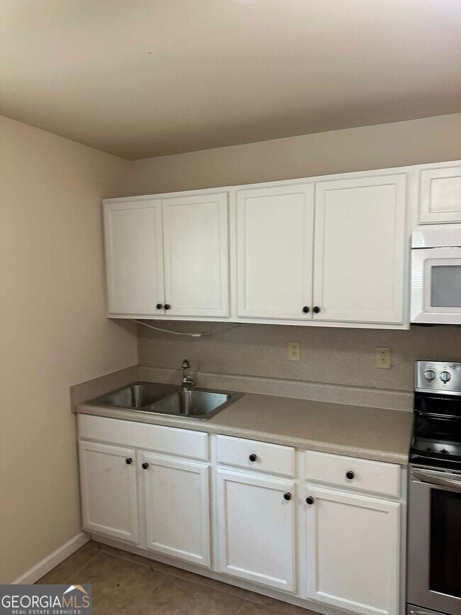 Building Photo - 1167 Turner Way