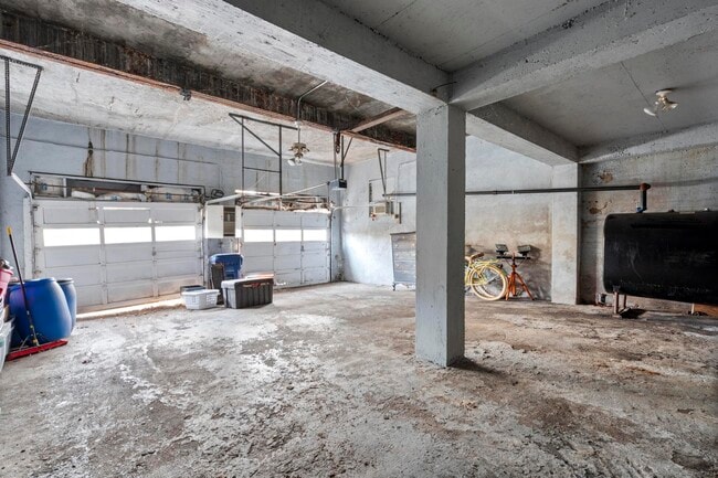 Building Photo - 29 Abner St