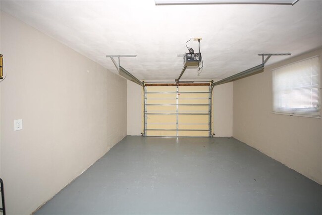 Building Photo - 4338 Tall Oak Ln