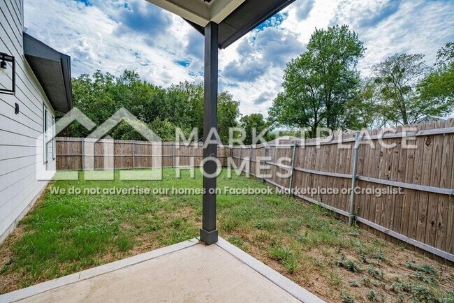 Building Photo - 1208 Edgar St