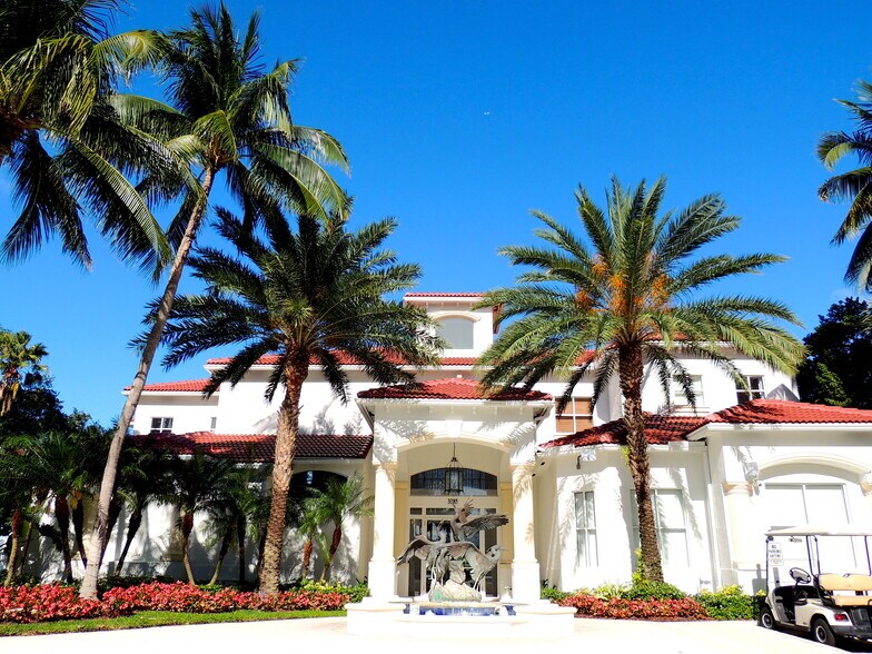 Building Photo - 3165 NE 184th St