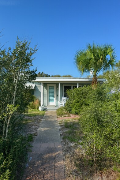 Primary Photo - 5213 Atlantic View