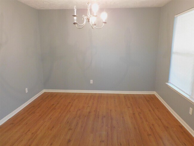 Building Photo - 1338 Leadenhall Cir