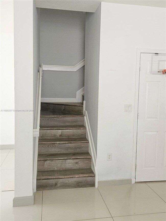 Building Photo - 3497 W 92nd Pl
