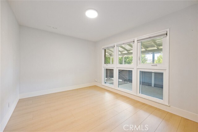 Building Photo - 2900 Overland Ave
