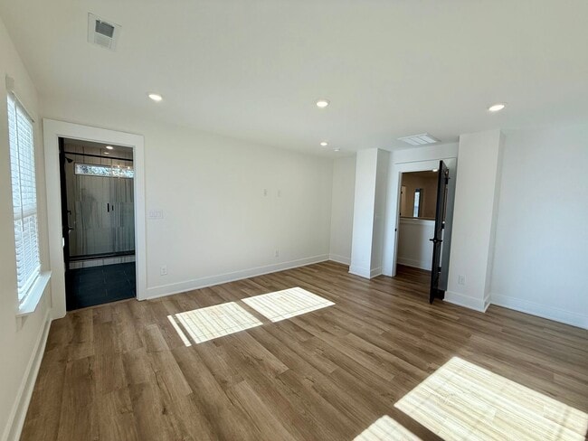 Building Photo - 2805 Fordwood Dr