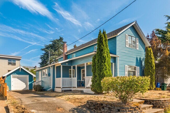 Building Photo - 1/2 Month Free - Storybook Farmhouse, Updated w/ Character in the Heart of NE Portland!