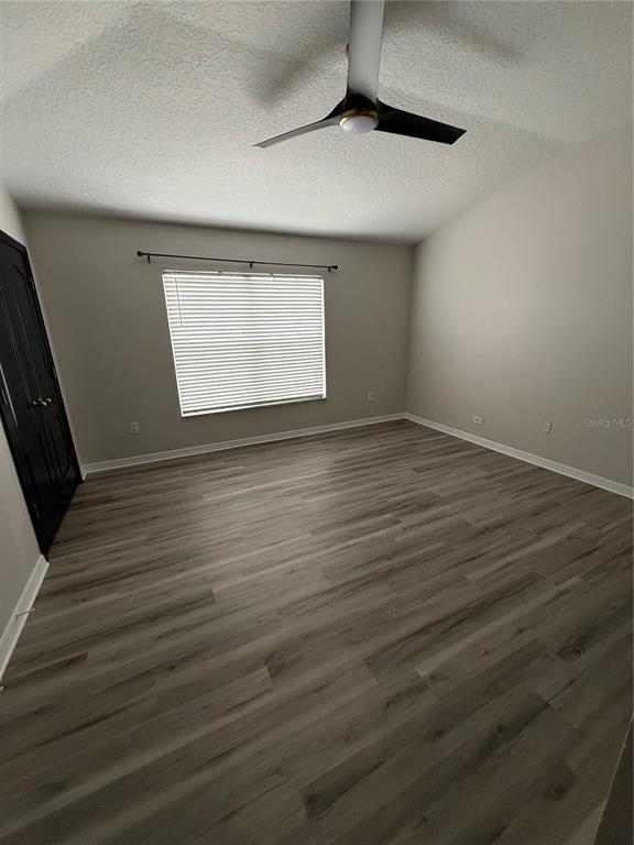 Building Photo - 30316 Elderwood Dr