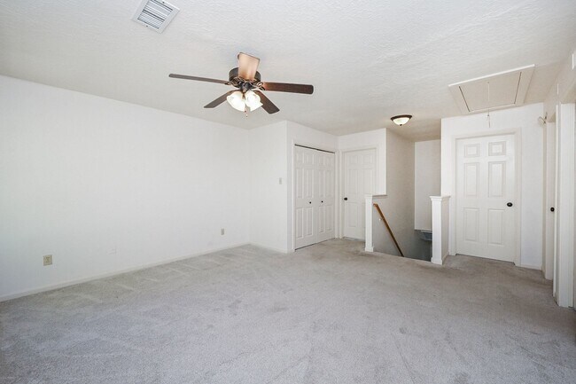 Building Photo - 2914 Silent Dr