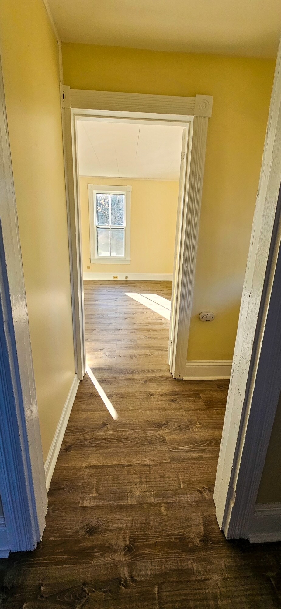 Building Photo - 116 Musconetcong River Rd