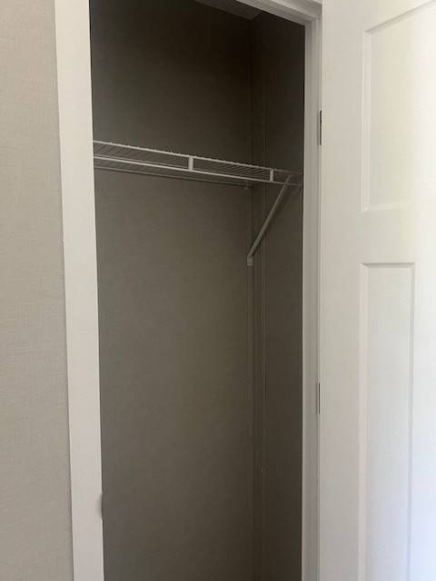 Building Photo - 1800 E Graves Ave