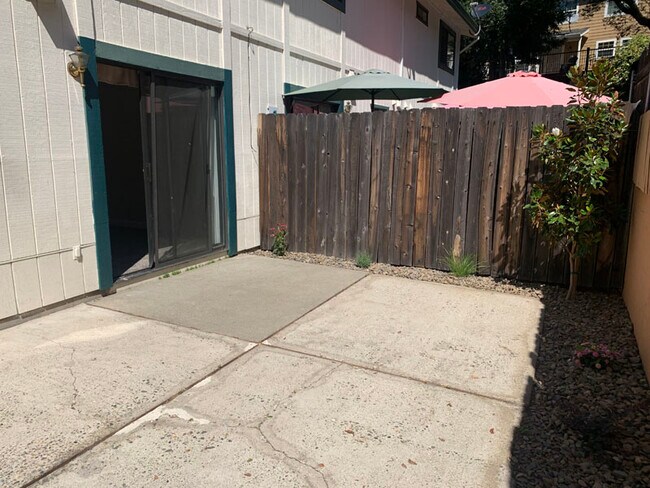 Building Photo - 3599 Cedar Ravine Rd