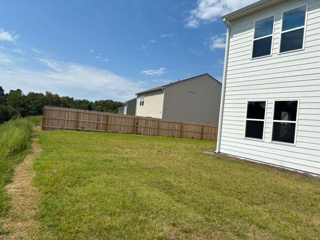 Building Photo - 254 Corinth Dr