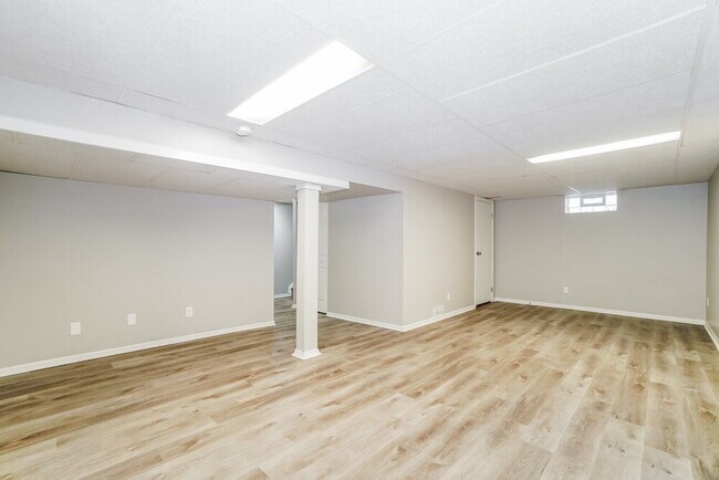 Building Photo - 3708 Fox Hunt Trail