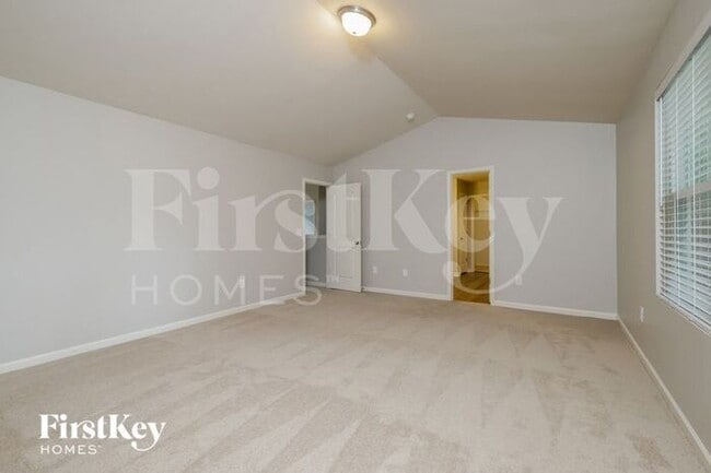 Building Photo - 136 Harmon Mill Ct