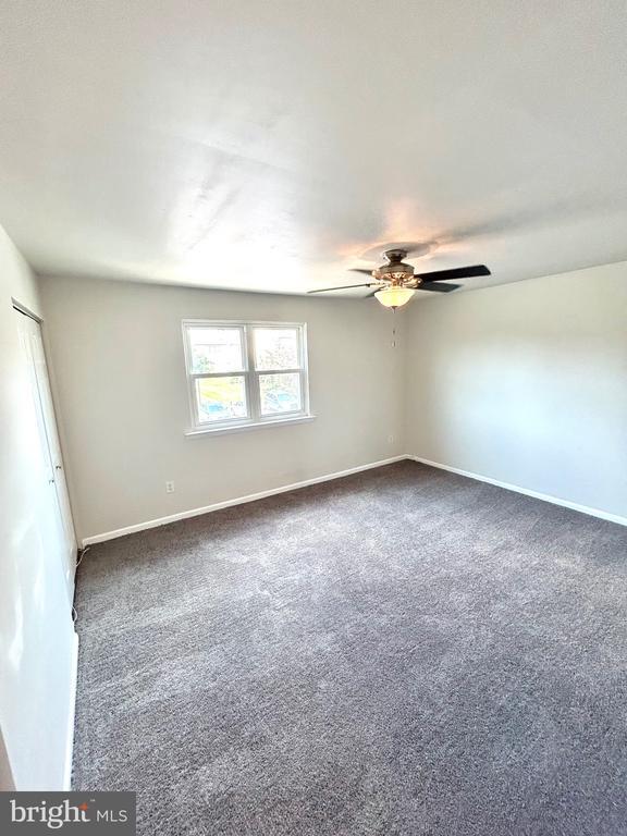 Building Photo - 2103 Walnut Ridge Dr