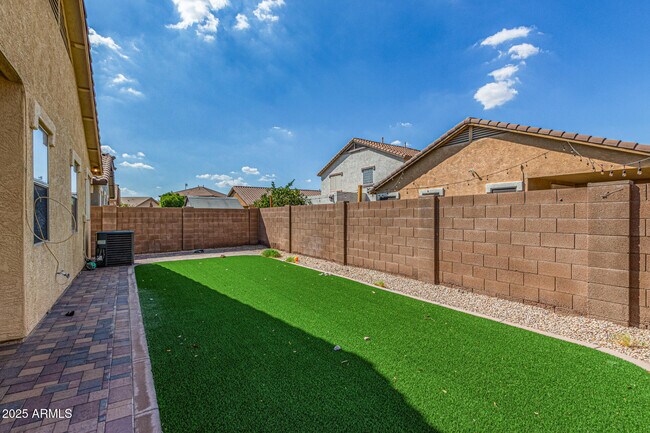 Building Photo - 20910 E Sonoqui Dr