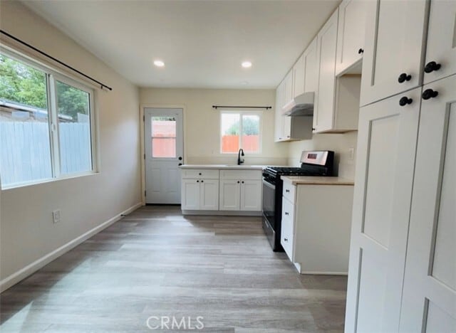 Building Photo - 3928 Everest Ave