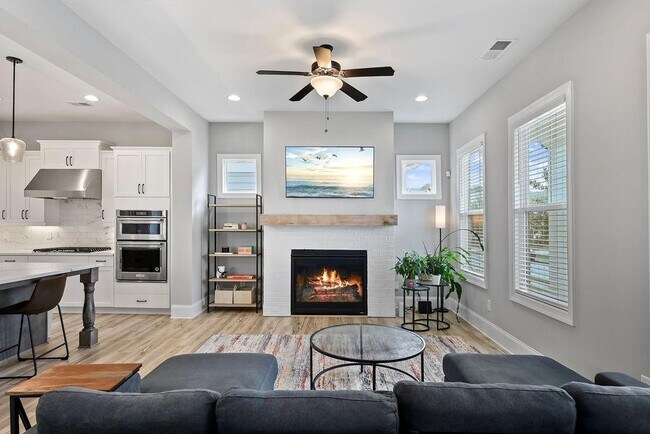 Building Photo - 2018 Cobblestone Wy NW