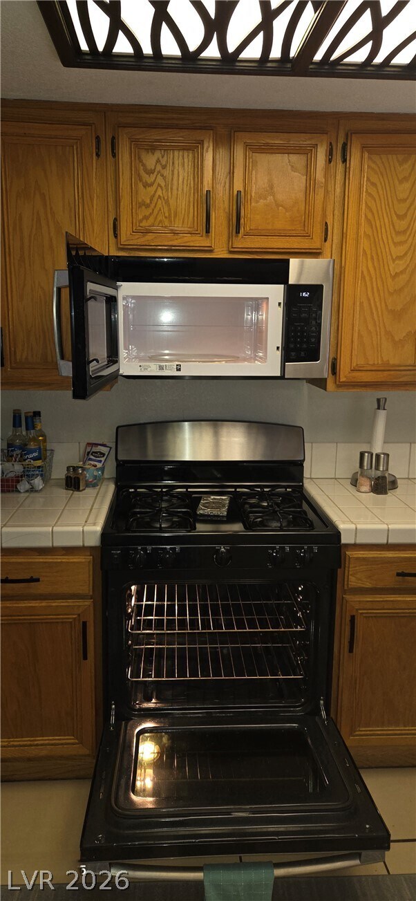 Building Photo - 346 Seine Way