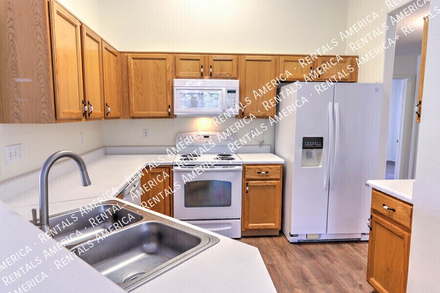 Building Photo - 10984 N Double Eagle Ct