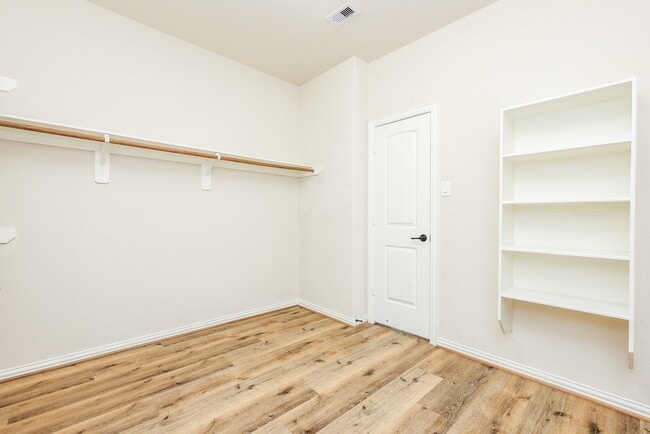 Building Photo - 4810 Addison Forest Trail