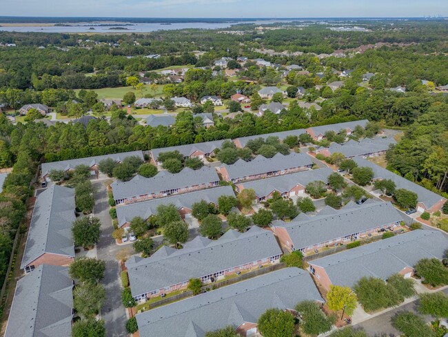 Building Photo - The Townes at Marketplace